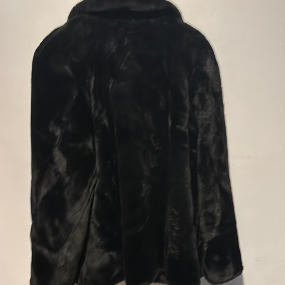 Gallery Black 1950’s faux fur Swing Coat - Picture 5 of 9